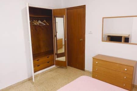 Apartamento Amplio Y Luminoso 卡迪瓦 外观 照片